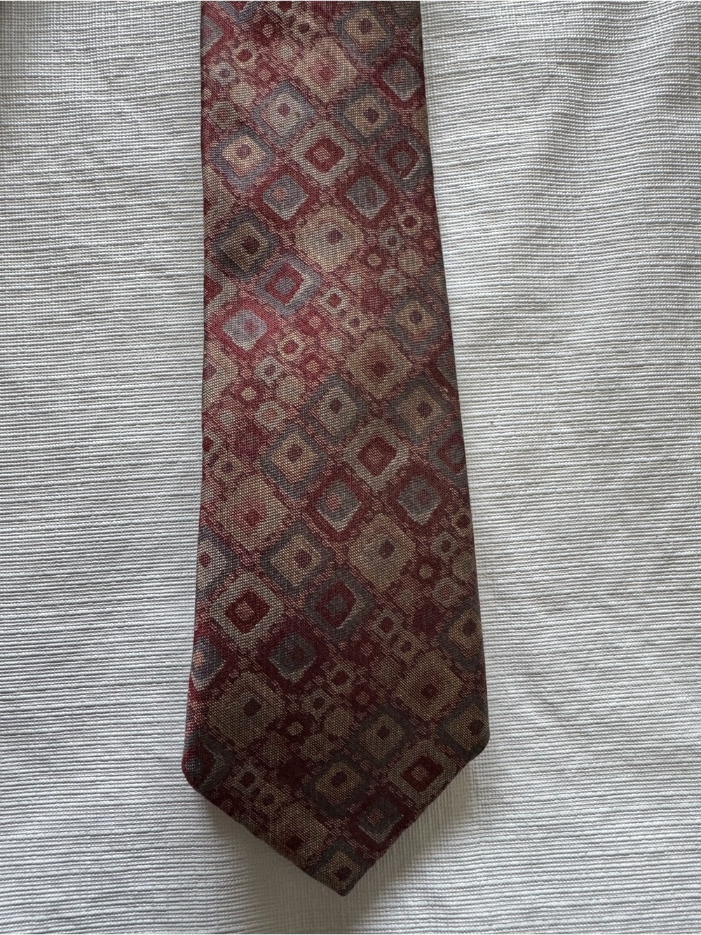 4/25 Frame Denim Geometric Pattern Tie in Burgundy and Tan